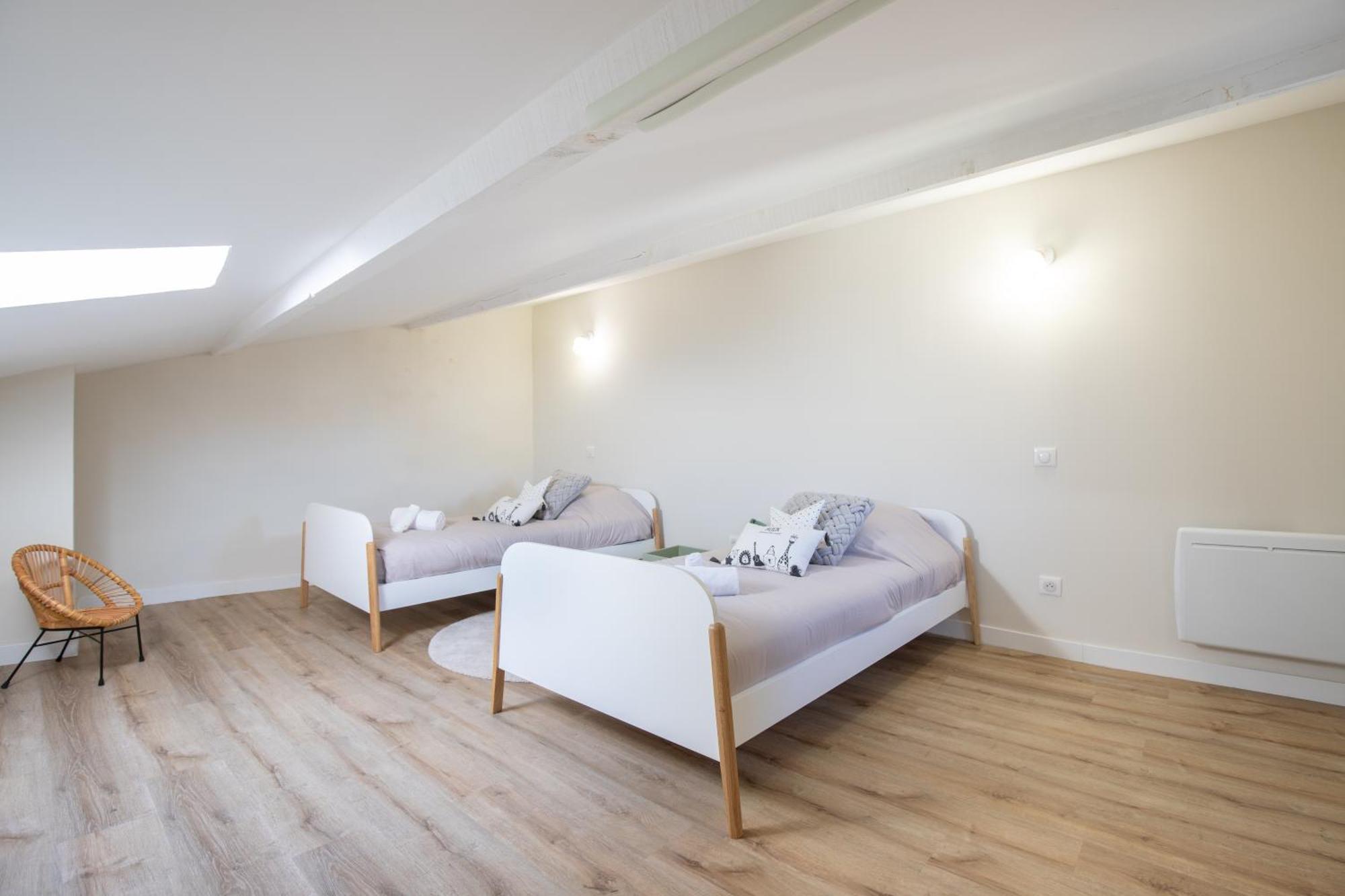 L'Antiquaire - 3 Chambres - Hypercentre - Wifi Л'Иль-сюр-ла-Сорг Экстерьер фото